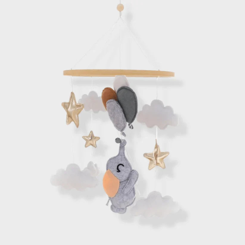 Rustgevende Houten Babymobiel Zonder Batterij – Natuurlijke Materialen & Zachte Kleuren | LittleNest SkyWhirl