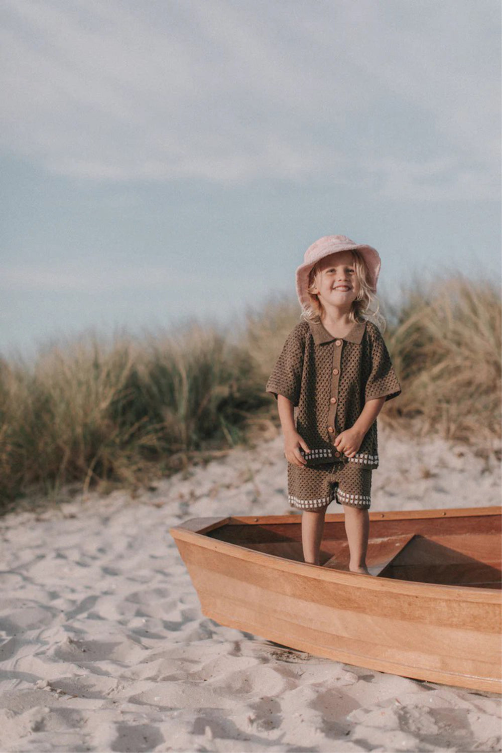 Milo Crochet Babyset – Gehaakt Zomersetje met Kraag & Houten Knopen | Maat 0–2 Jaar
