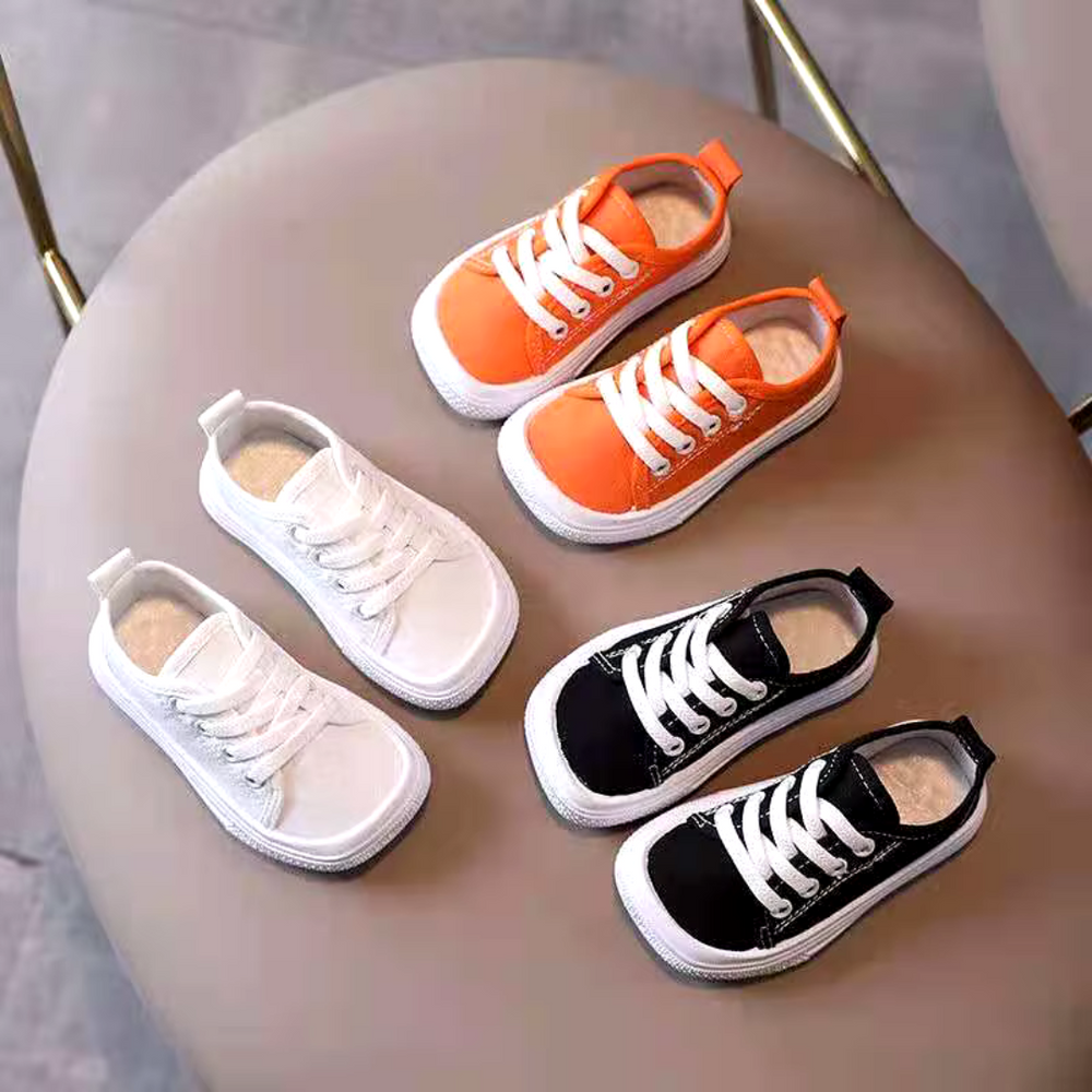 Kindersneakers Canvas – Lichtgewicht, Ademend & Brede Neus voor Comfortabele Eerste Stappen