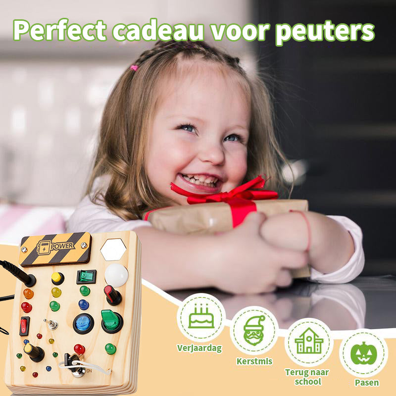 Interactief Houten Speelpaneel voor Peuters – Educatief & Veilig Ontdekken