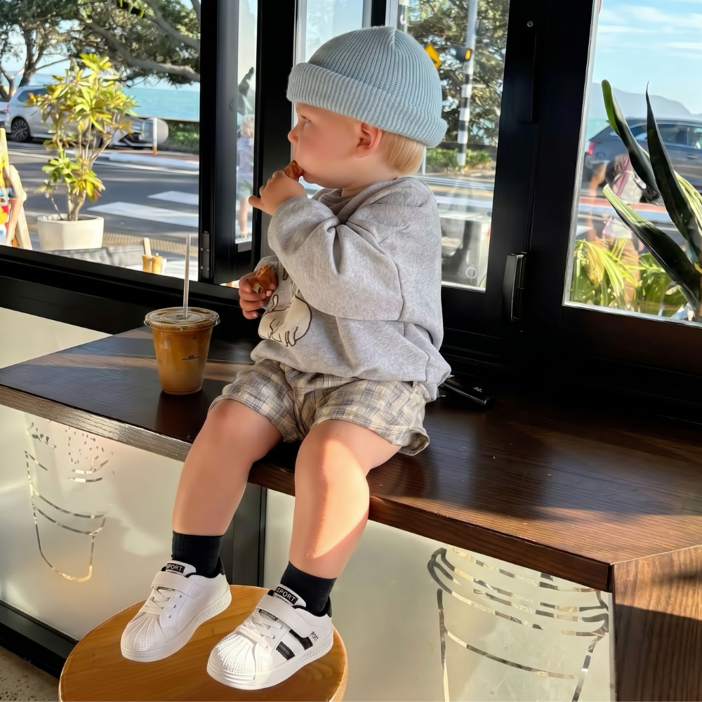 Kindersneakers met antislipzool – klittenband, ademend bovenwerk | buitenschoenen