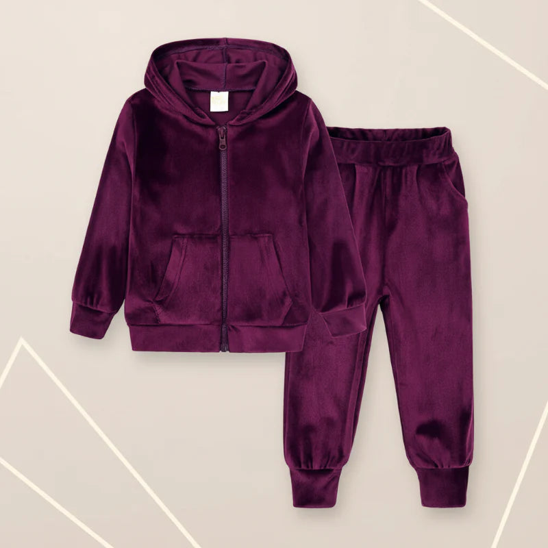CozyTrail Kids Velvet Tracksuit – Warm & Comfortable Training Set for Children