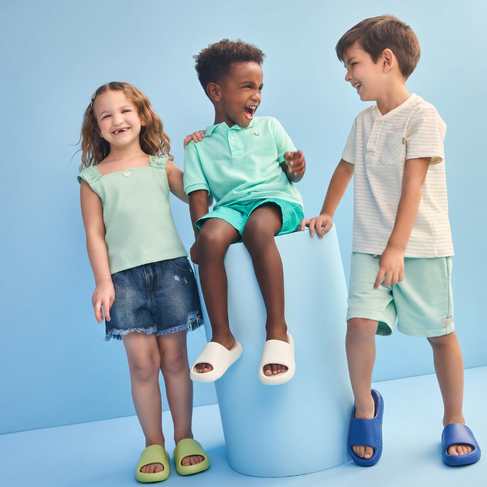 Kinderslippers van EVA met dikke zool – lichtgewicht, waterbestendig, antislip | badslippers