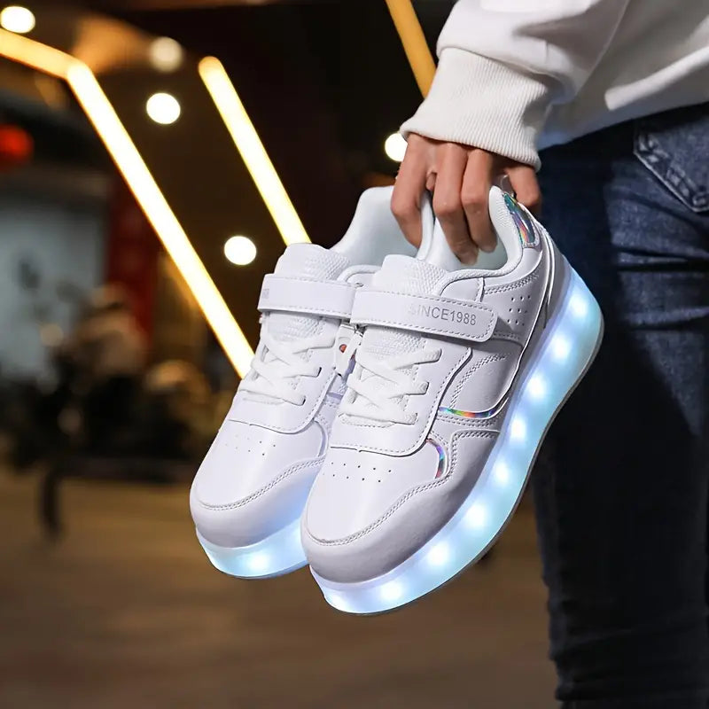 GliderZoom Kinder Sneakers – LED Lichtjes & Uitklapbare Wieltjes voor Buitenplezier