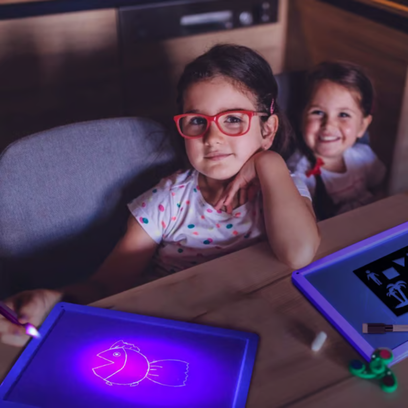 Kidvanta Play LumiDraw Tekentablet voor Kinderen – Herbruikbaar Educatief Tekenbord vanaf 2 Jaar