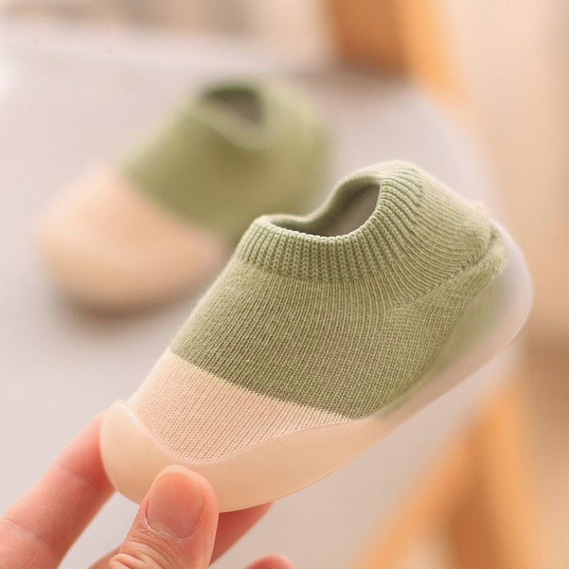 CozySteps Peuterschoenen – Zachte, Anti-Slip Schoentjes voor Kinderen 0-4 Jaar – Comfortabel, Warm en Veilig voor Binnen & Buiten