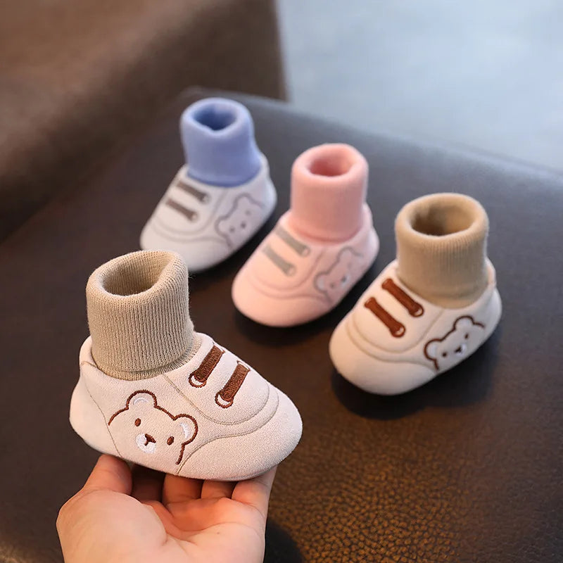 Toddler Sneaker Socks – Antislip Slofsokjes met Schattig Beerontwerp
