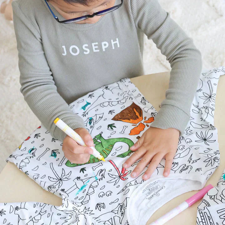 Kleur Pyjama Kind – DIY Pyjama Set met Textielstiften (3–8 Jaar)