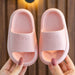 Badslippers voor kinderen met dikke EVA-zool – antislip golfprofiel, waterbestendig | pillow slides