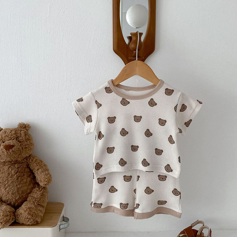 CozyCub Babyset van Ribstof – Uniseks Zomeroutfit met Berenprint | Beige & Bruin | 0-3 Jaar