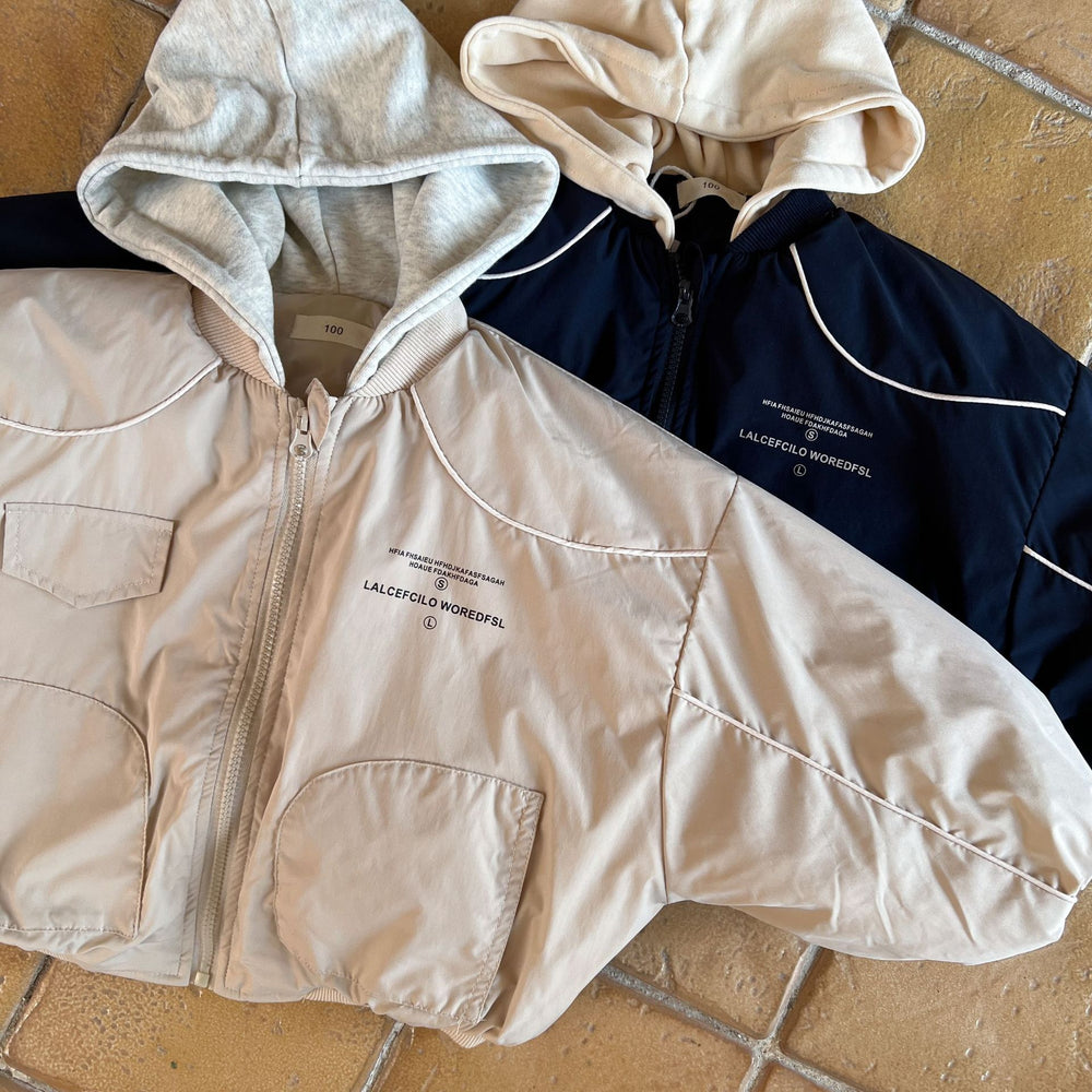 UrbanShield Windbreaker Jas Kind | Sportieve Kinderjas met Capuchon | 6m–10jr | Waterafstotend & Comfortabel | Meisjes