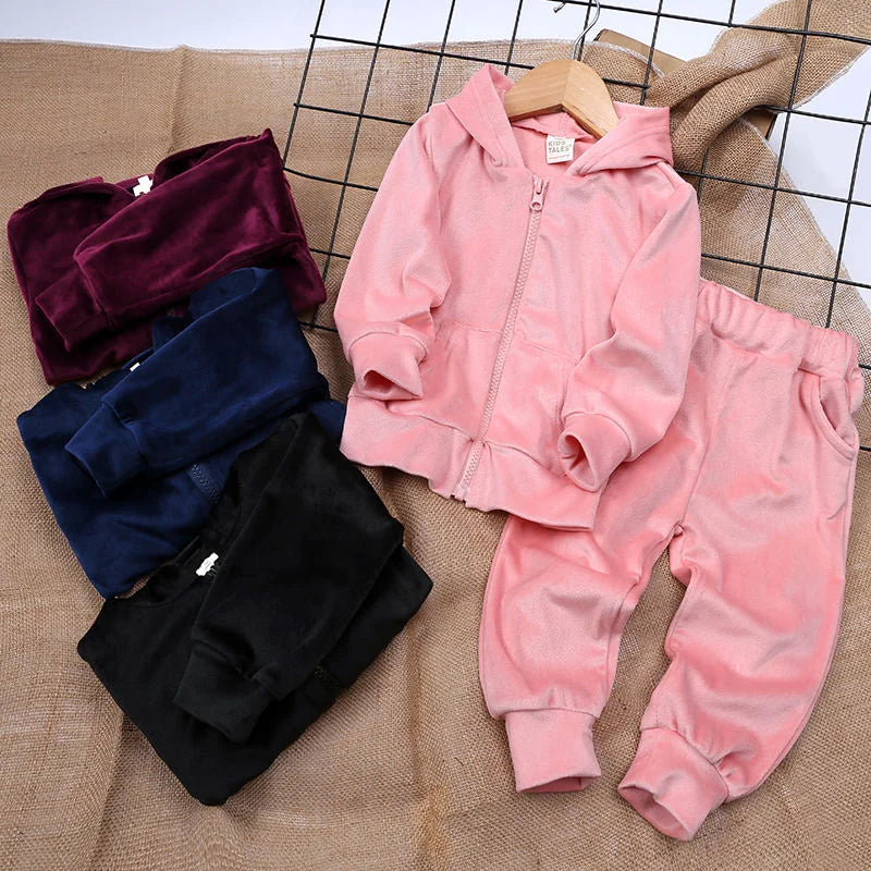 CozyTrail Kids Velvet Tracksuit – Warm & Comfortable Training Set for Children