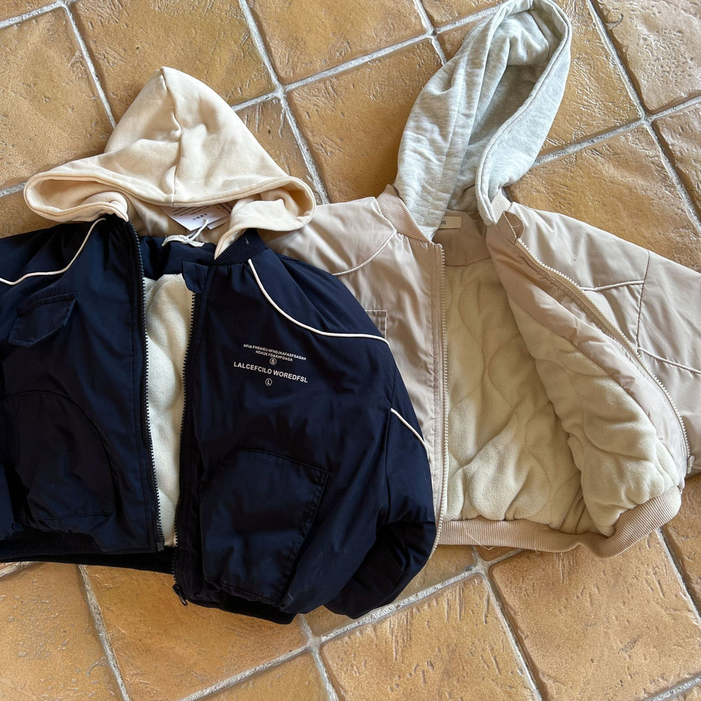 UrbanShield Windbreaker Jas Kind | Sportieve Kinderjas met Capuchon | 6m–10jr | Waterafstotend & Comfortabel | Meisjes