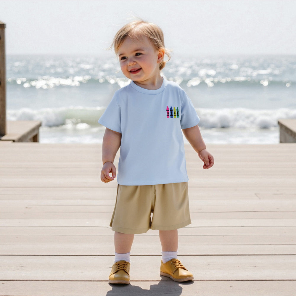 CrayonCool Zomerset Jongens | T-shirt met Krijtjesprint & Korte Broek | Katoen & Polyester | 18mnd–6jr | Donkerblauw of Lichtblauw