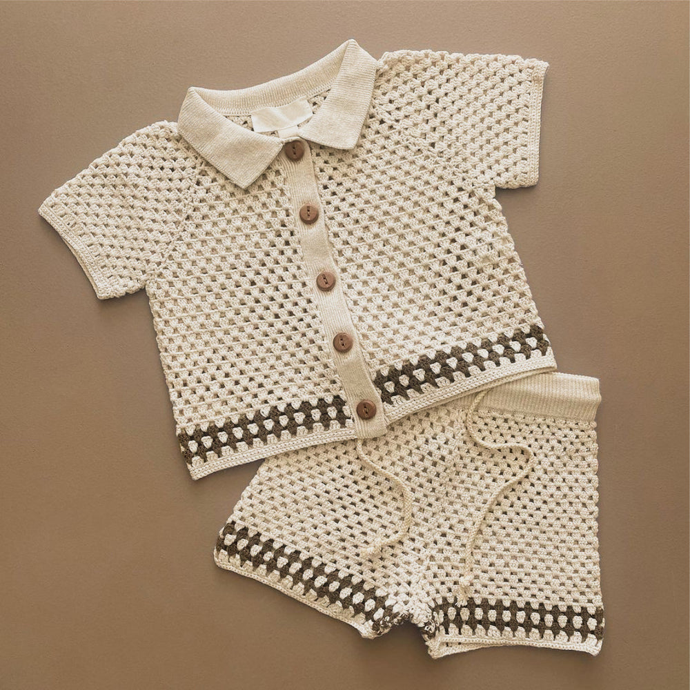 Milo Crochet Babyset – Gehaakt Zomersetje met Kraag & Houten Knopen | Maat 0–2 Jaar