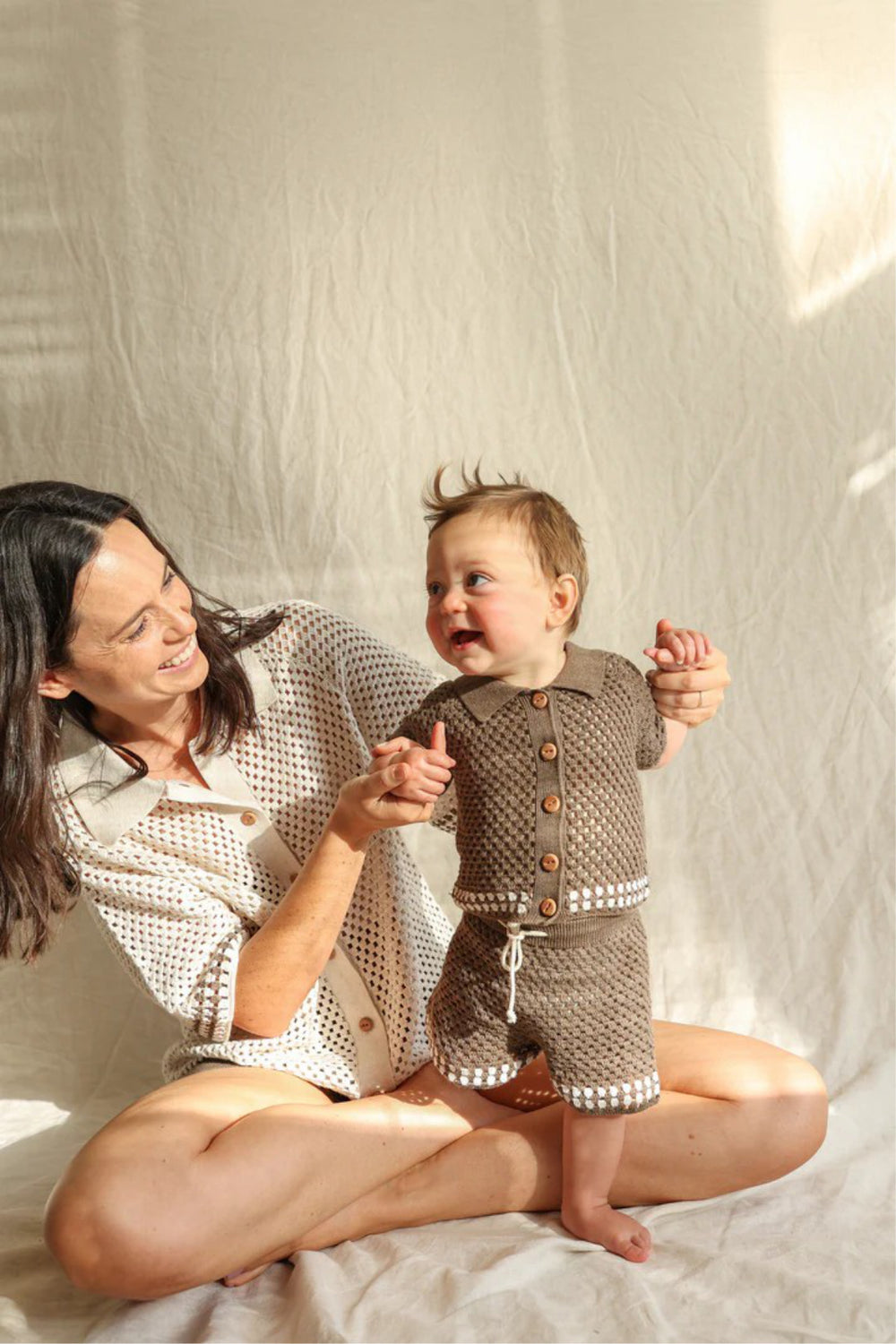 Milo Crochet Babyset – Gehaakt Zomersetje met Kraag & Houten Knopen | Maat 0–2 Jaar