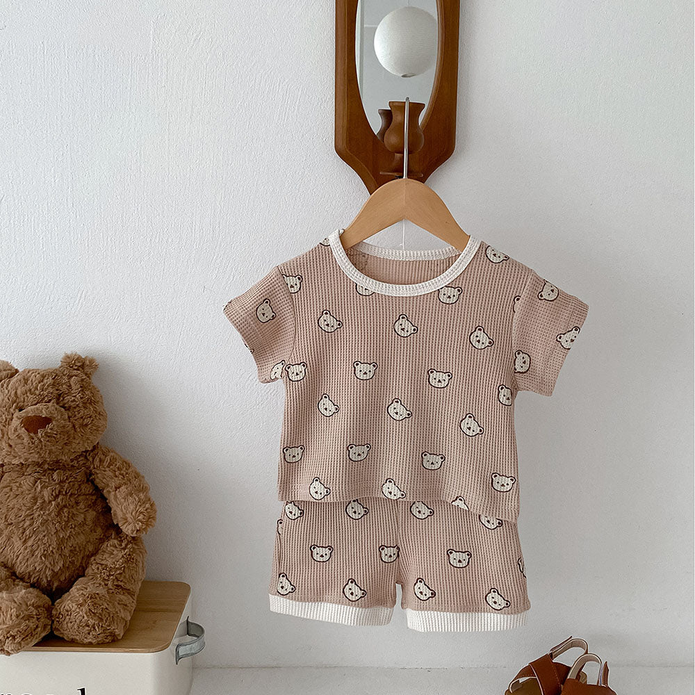 CozyCub Babyset van Ribstof – Uniseks Zomeroutfit met Berenprint | Beige & Bruin | 0-3 Jaar