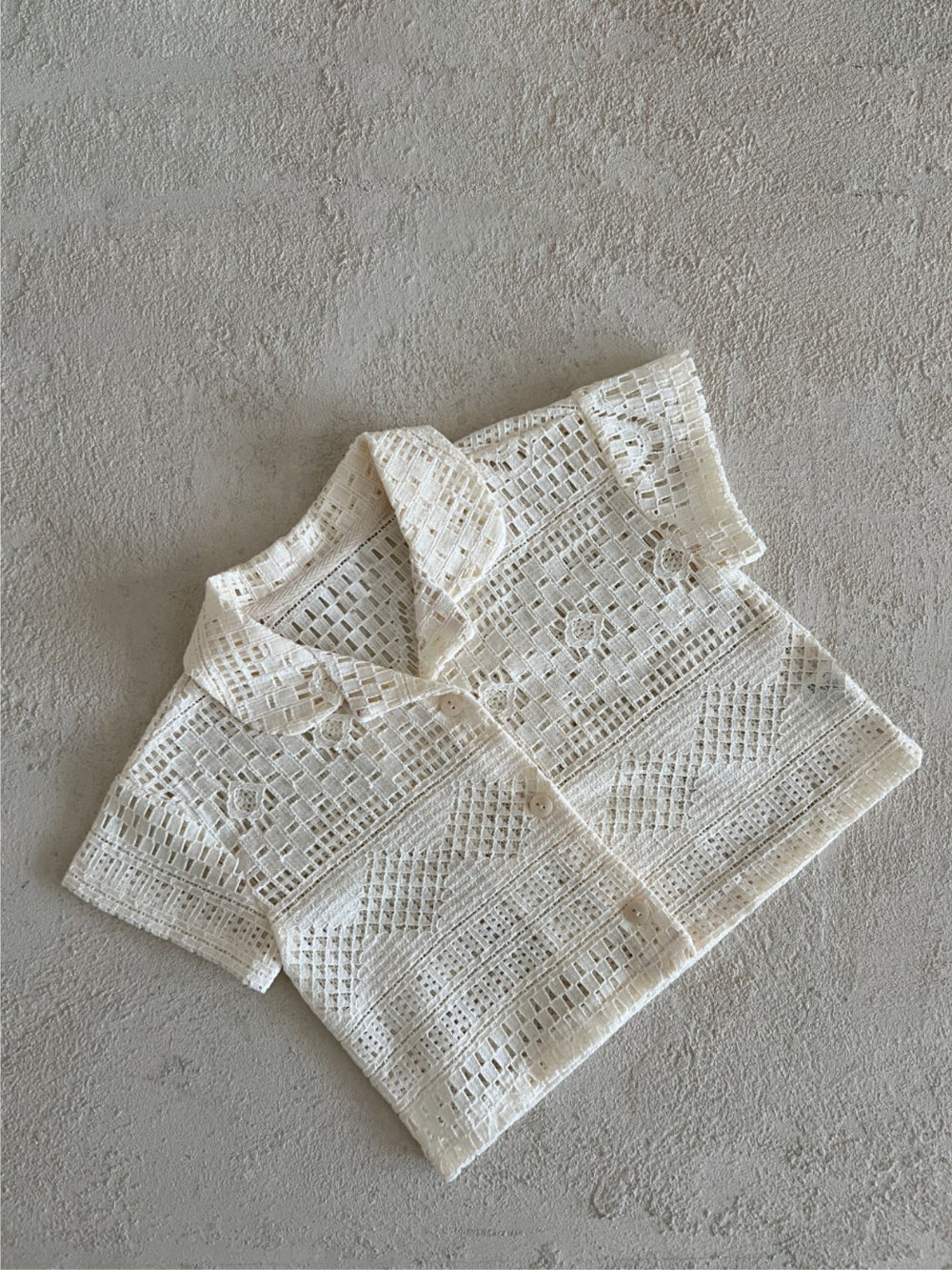 Minette Élise Baby Blouse Katoen – Gehaakt Kant – 0-3 Jaar – Zomer Blouse Meisje – Klassieke Knoopsluiting