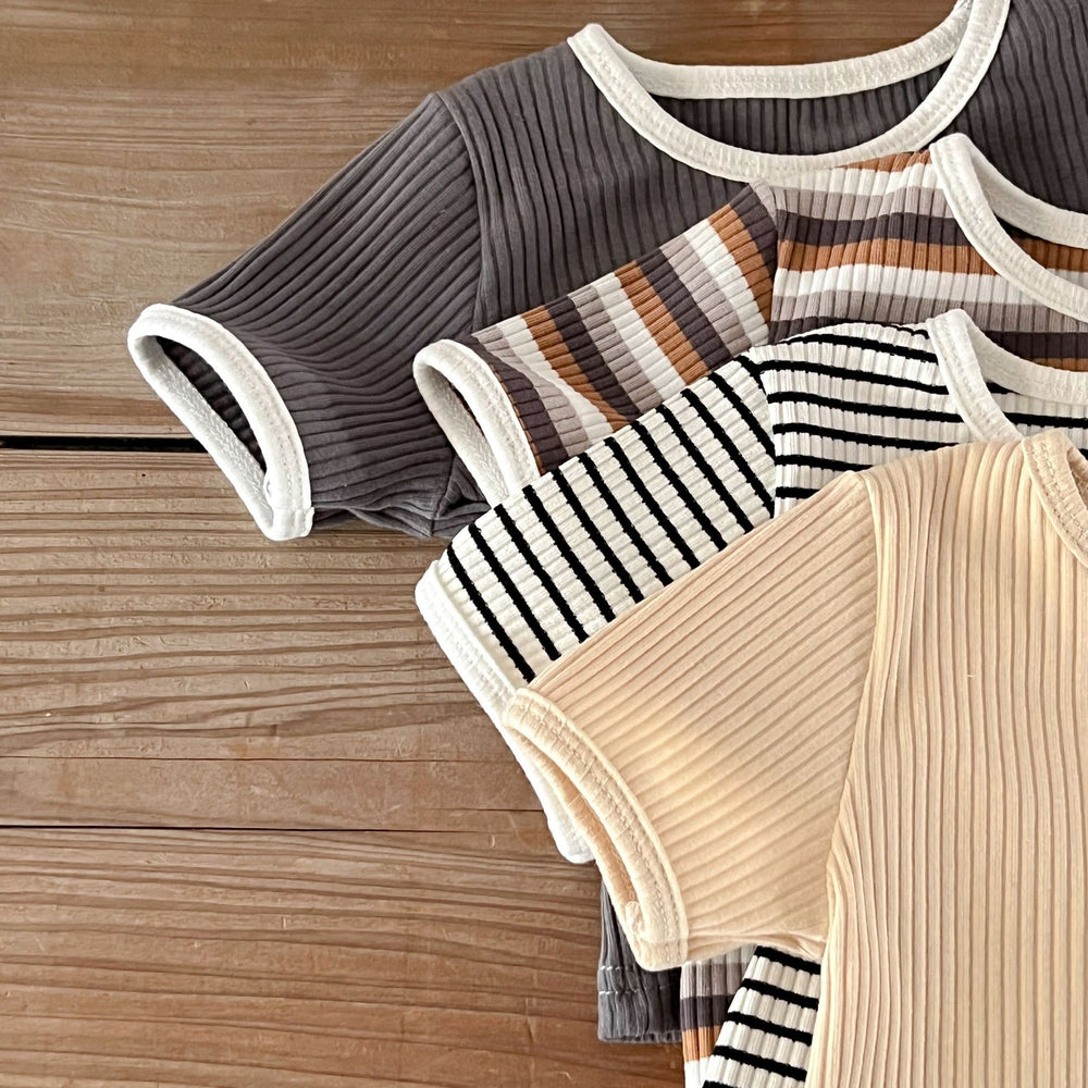 Unisex Zomerset Baby – 2-delig Rib Katoen T-shirt & Short | Nilo & Nox (0–3 Jaar