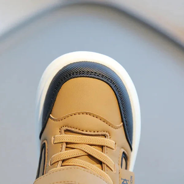 UrbanStep – Comfortabele & Flexibele Hoge Sneakers voor Kinderen