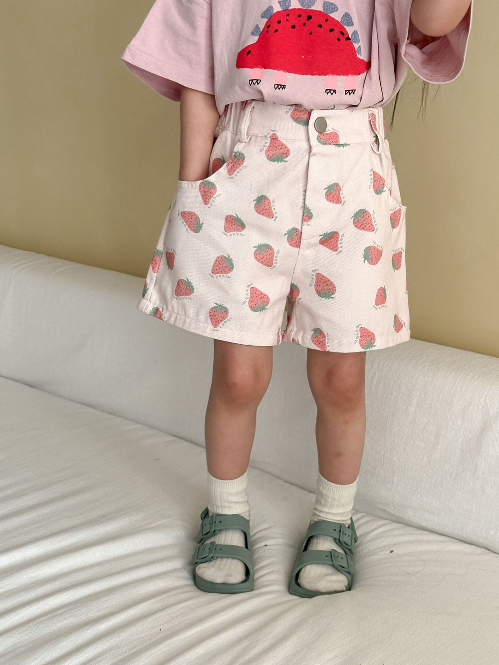 Korte broek meisje aardbeien print | Roze kinder short