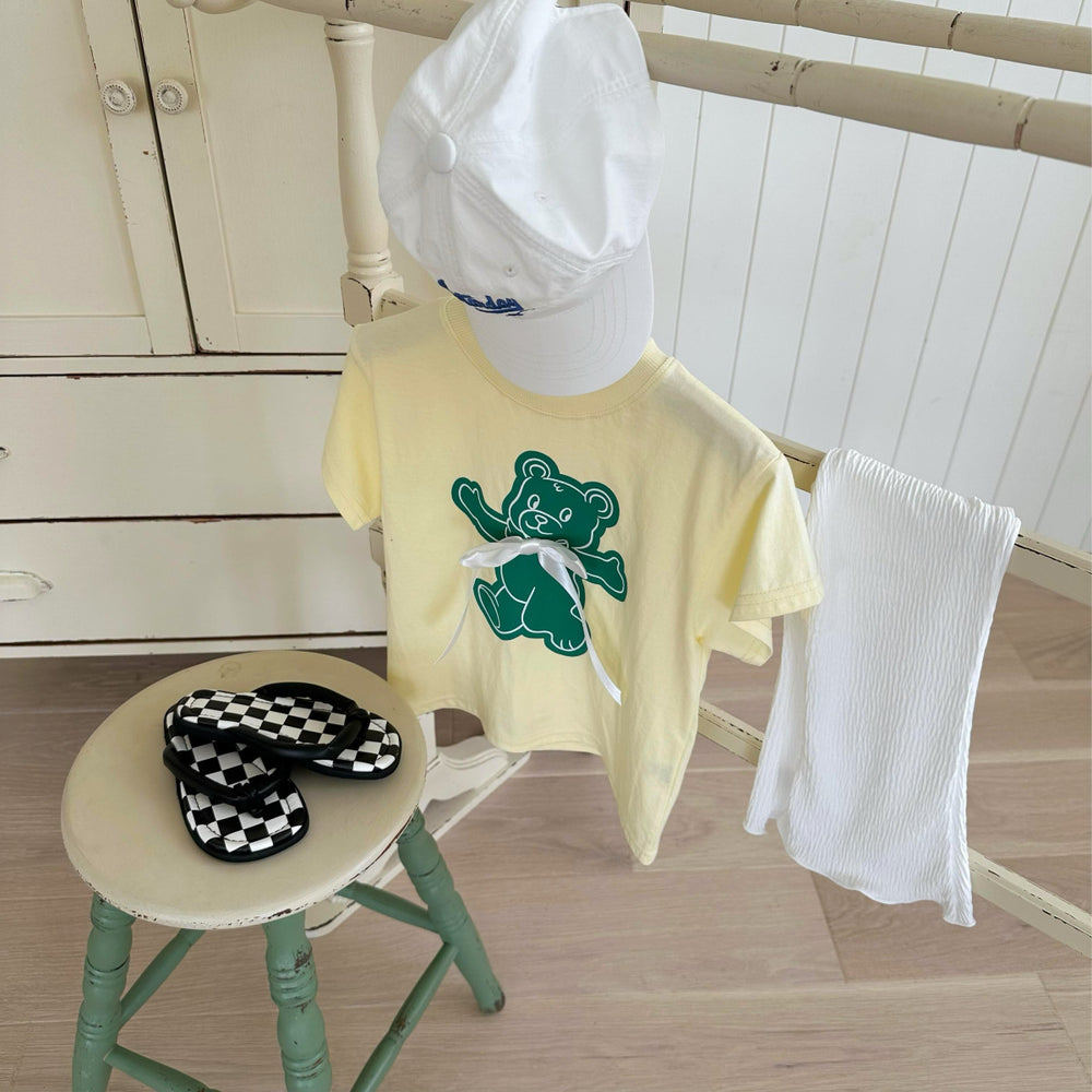 Lunoe Teddie Baby T-shirt – Teddybeer Print & Satijnen Strik | 100% Katoen – Maat 0–3 Jaar