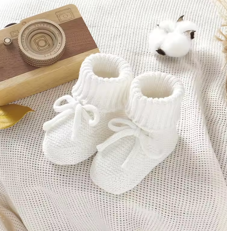 Gebreide Babyslofjes - LittleLoom Unisex, Beige/Wit/Roze/Groen, Maat 0-2 Jaar