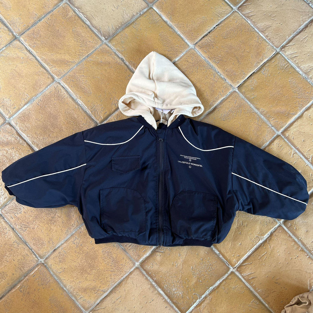 UrbanShield Windbreaker Jas Kind | Sportieve Kinderjas met Capuchon | 6m–10jr | Waterafstotend & Comfortabel | Meisjes