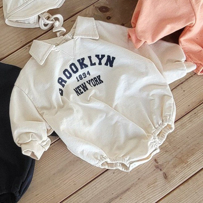 Nuby & Co Brooklyn Baby Romper – College Look | Unisex 0–2 Jaar – Katoen, Drukknoop, New York Opdruk