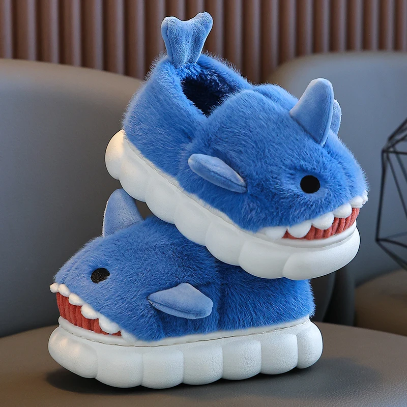 SharkFun Kinder Sloffen – Superzacht Pluche, Antislip & Vrolijk Haaienontwerp voor Kinderen