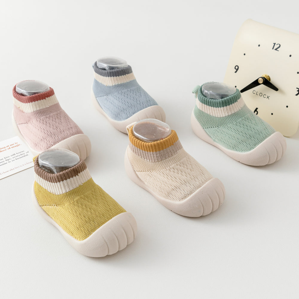 Babyslofjes met Antislip Zool – Flexibele Slof met Sokdesign voor Baby’s & Peuters (0-24 Maanden)