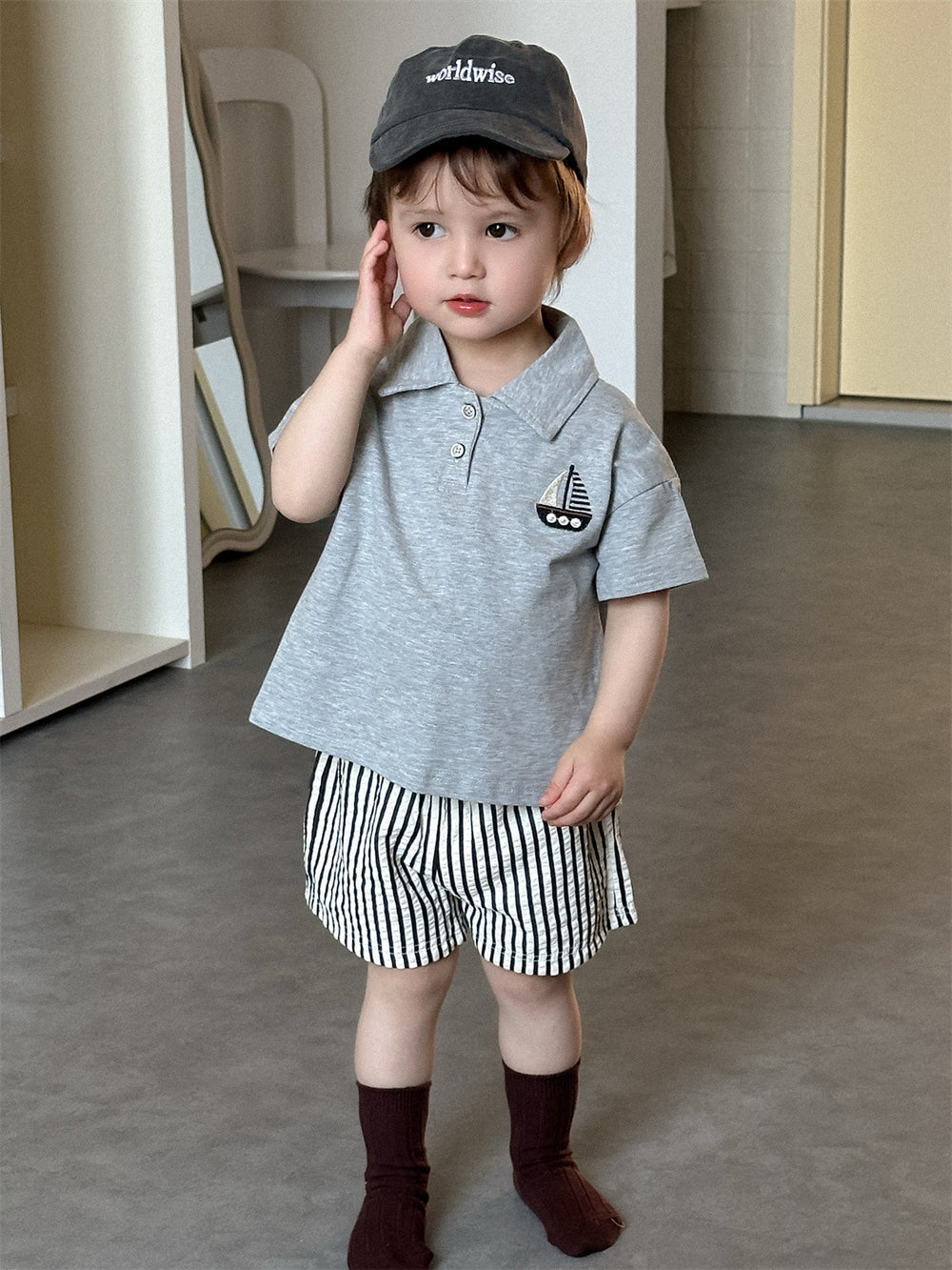 Nautino Polo & Stripe Shorts Set – Zomeroutfit Kind 0-3 Jaar – Grijs Poloshirt + Gestreepte Short – Comfortabel & Unisex