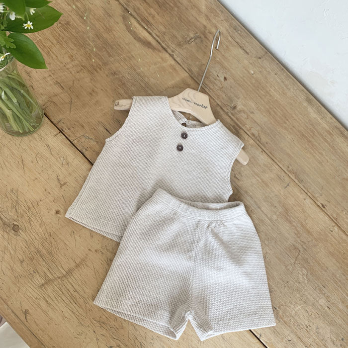 SoftPlay Peuterset van Wafelstof – Uniseks Zomeroutfit met Knoopdetail | Nulu & Co | 100% Katoen | Maat 0-5 Jaar