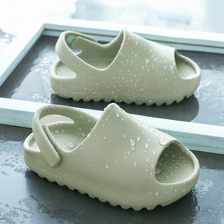 SunnyStep Kinder Sandaal Slippers – Comfortabele en Verstelbare Slippers voor Buitenavonturen