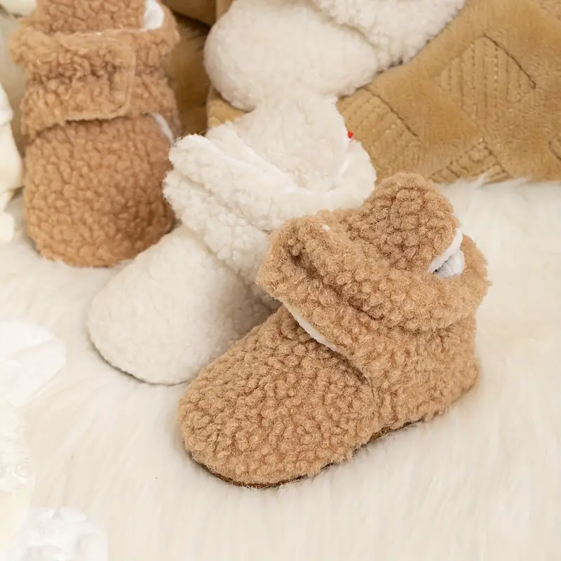 Beary Cozy Slofsokjes – Warme Babyslofjes voor Eerste Stapjes en Thuisgebruik