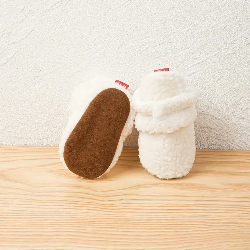 Beary Cozy Slofsokjes – Warme Babyslofjes voor Eerste Stapjes en Thuisgebruik