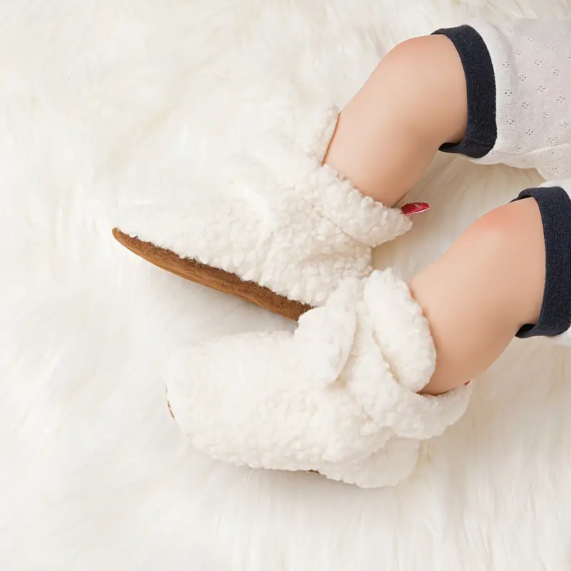 Beary Cozy Slofsokjes – Warme Babyslofjes voor Eerste Stapjes en Thuisgebruik