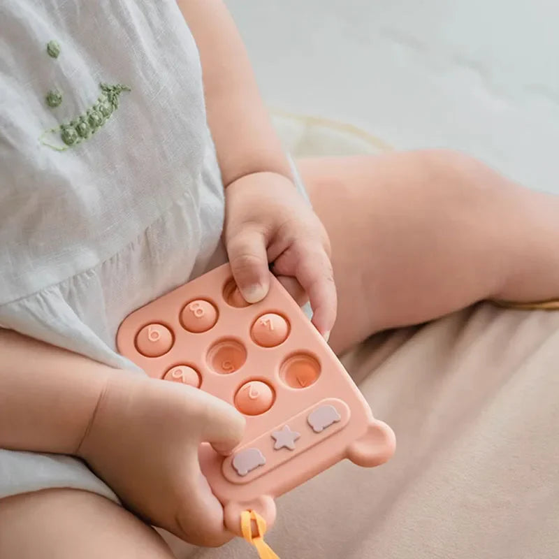 SmartPlay Siliconen Leertelefoon – Veilig, Educatief en Geschikt voor Doorkomende Tandjes