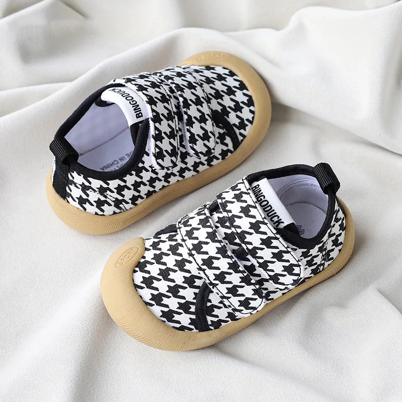 Baby Sneakers met Antislip Zool – Ademend & Comfortabel (6 maanden – 3 jaar)