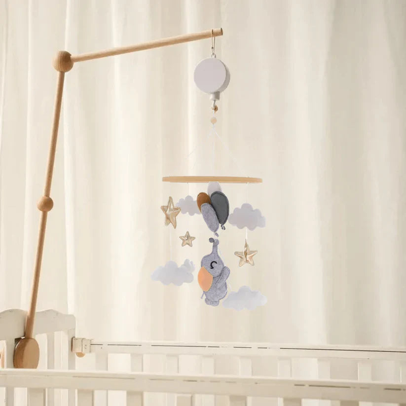 Rustgevende Houten Babymobiel Zonder Batterij – Natuurlijke Materialen & Zachte Kleuren | LittleNest SkyWhirl