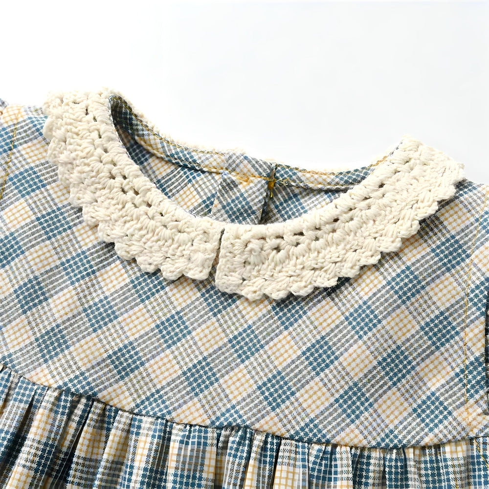 Vintage Geruite Meisjesjurk – Casual & Tijdloos Design