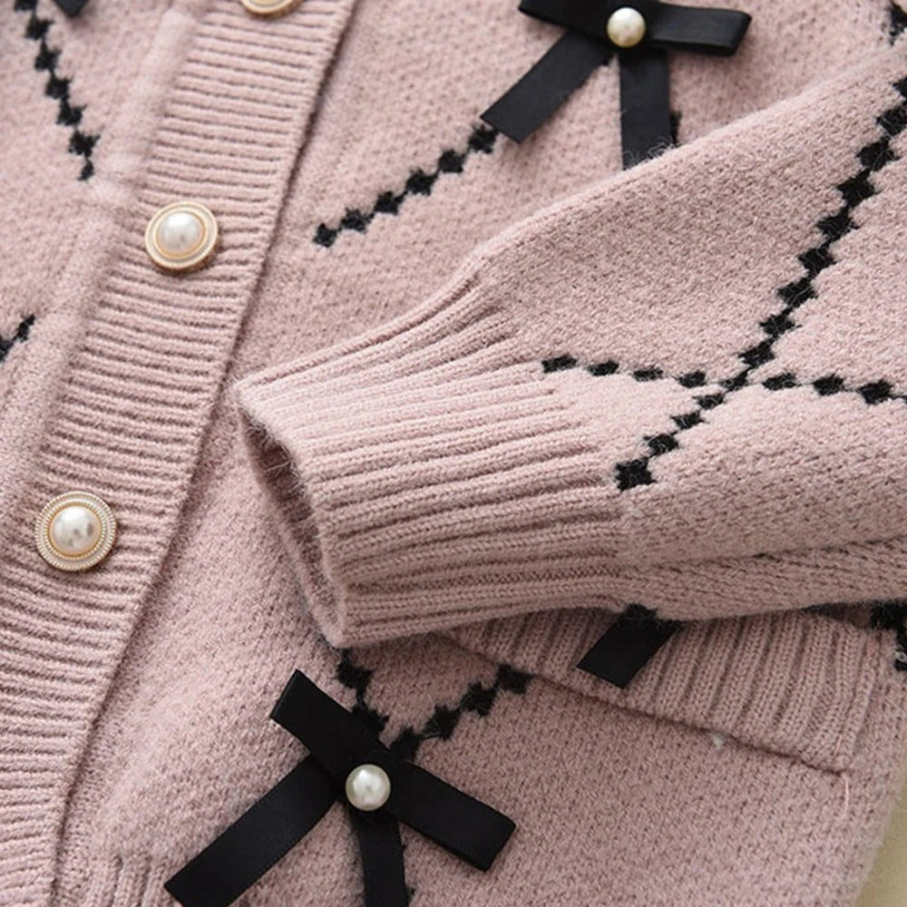 Gebreide Meisjes Set met Parels en Strikjes – Vest en Broek