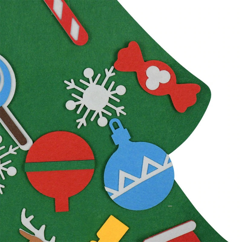 Vilten kerstboom voor kinderen met klittenbandfiguren – ophanglus, opvouwbaar | kerstspeelgoed
