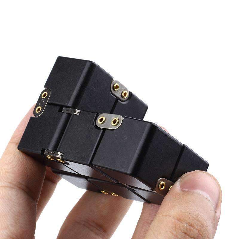 Metalen Infinity Cube – Premium Anti-Stress Speelgoed voor Focus en Ontspanning