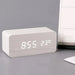 Wekker in houtlook met draadloos opladen – LED-display, 3 alarmen, geluidsactivatie | digitale klok